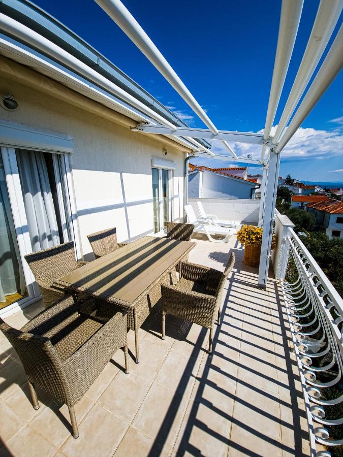 Apartments Cacija Trogir Exterior foto