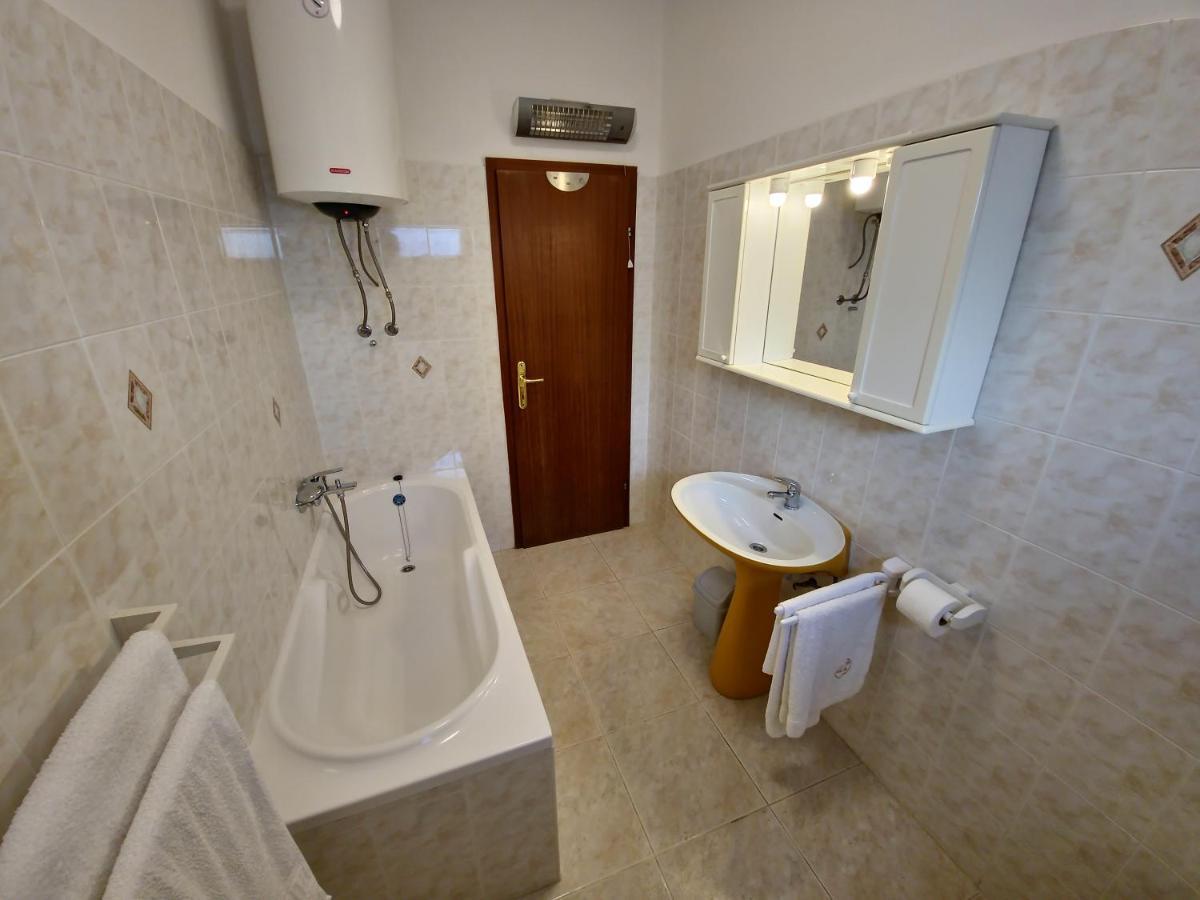 Apartments Cacija Trogir Exterior foto